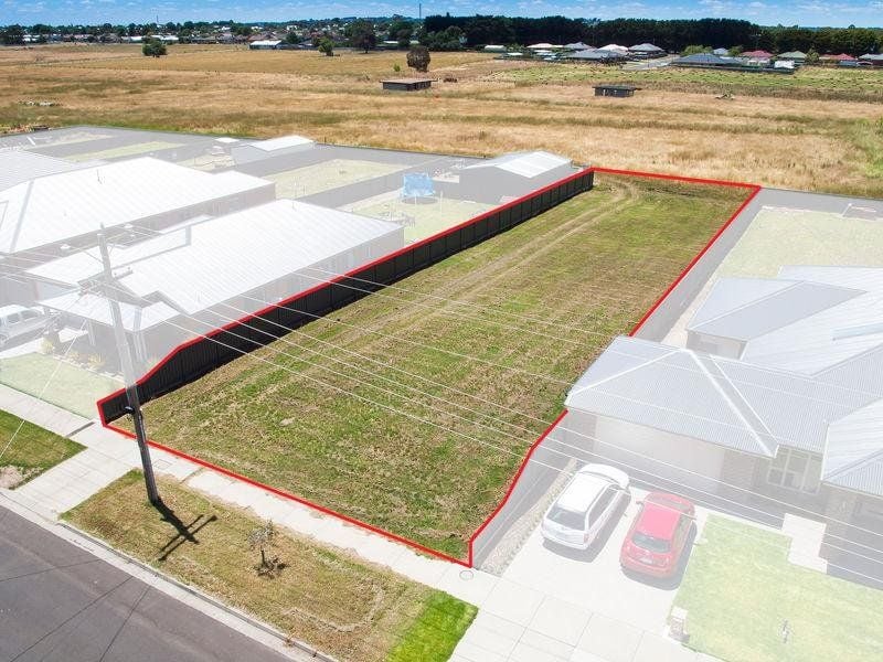 176 Sinclair Street COLAC VIC, Colac - Thumbnail 3