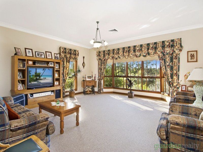 82 Fallon Drive DURAL NSW, Dural - Thumbnail 3