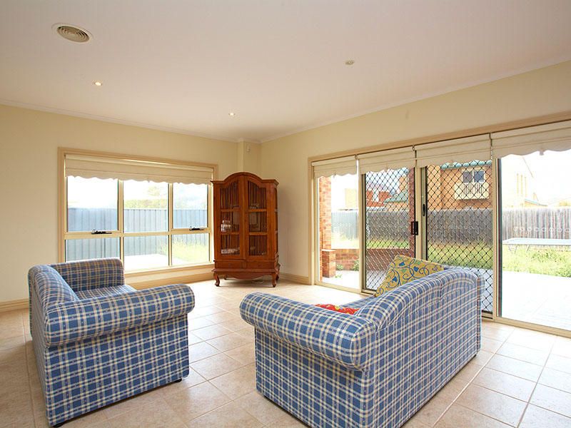 10 Paringa Way, Burnside - Thumbnail 6