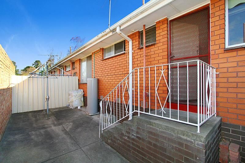 ONE BEDROOM DELIGHT!
