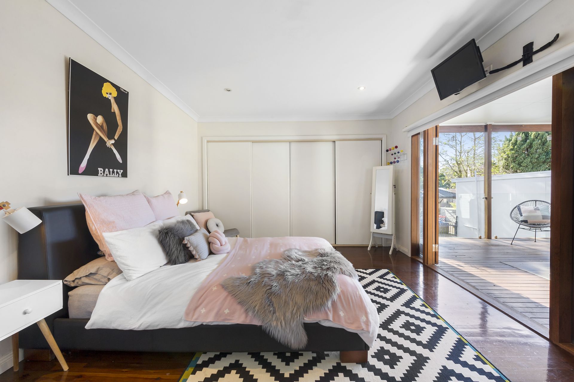 Real Estate For Sale 84 Cabbage Tree Lane Fairy Meadow , NSW