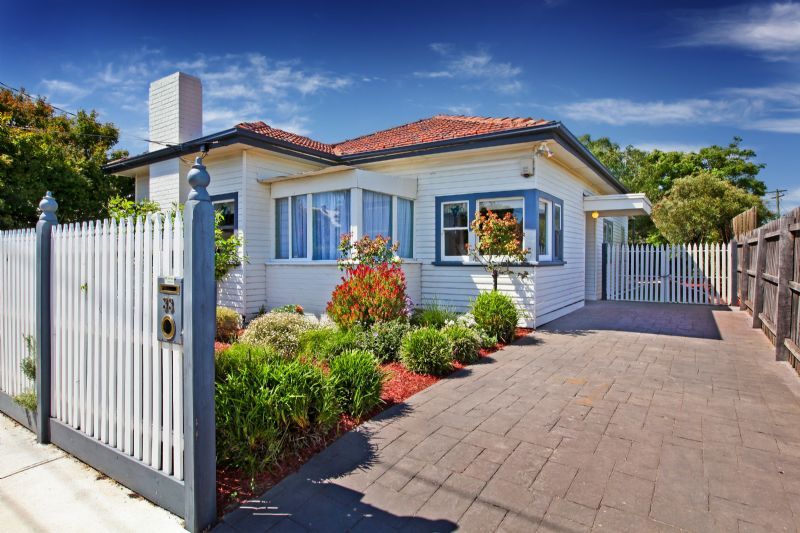 33 Tucker Street, West Footscray - Thumbnail 2