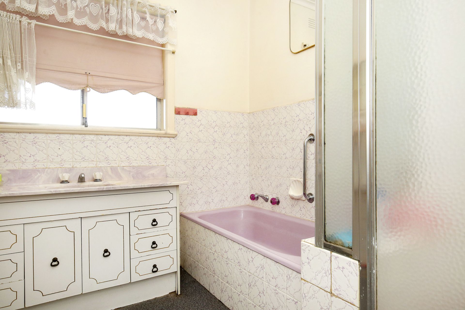 Prime Location- 6 Month Lease