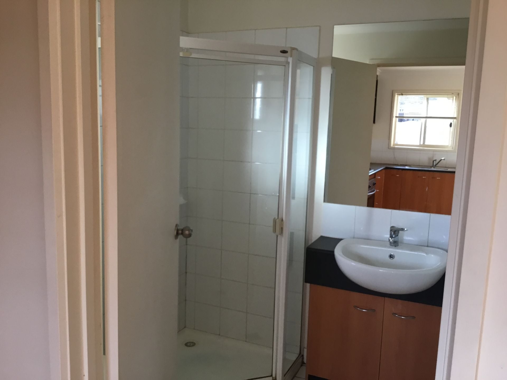 Stylish One Bedroom Unit with Courtyard!