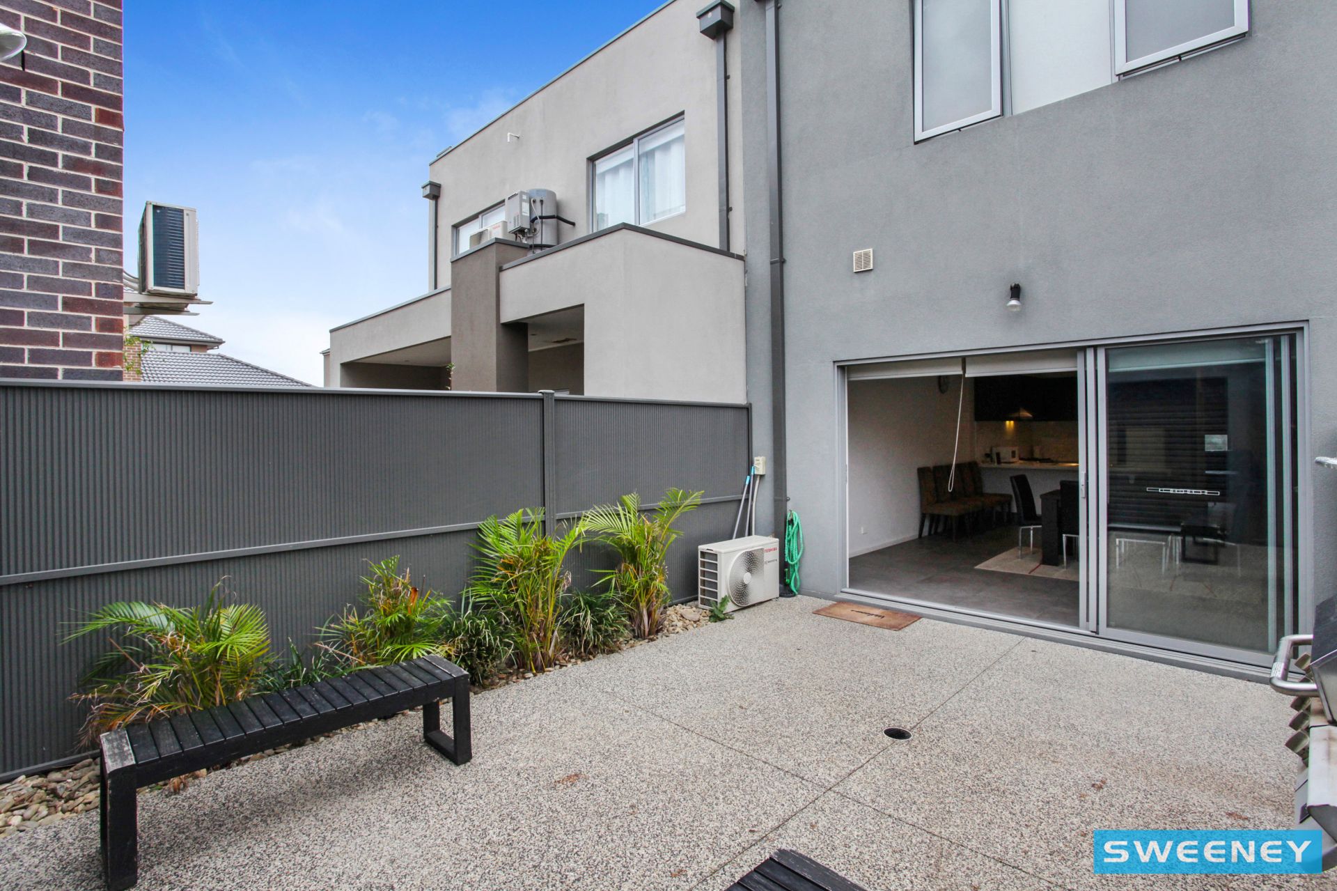 39 Marine Parade, Caroline Springs - Thumbnail 8