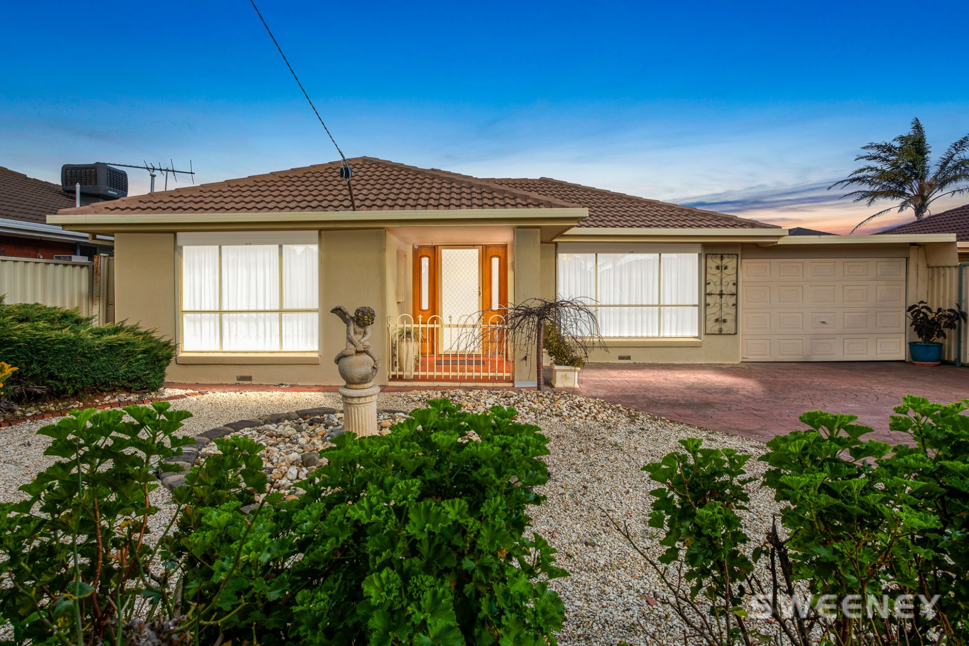 3 Davidson Court, Altona Meadows - Thumbnail 2