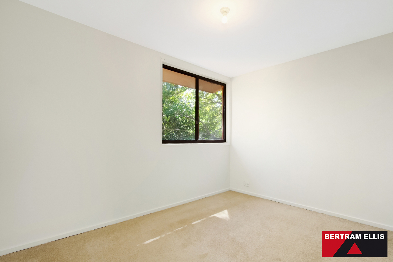 Real Estate For Sale 76 Livingston Avenue Kambah , ACT