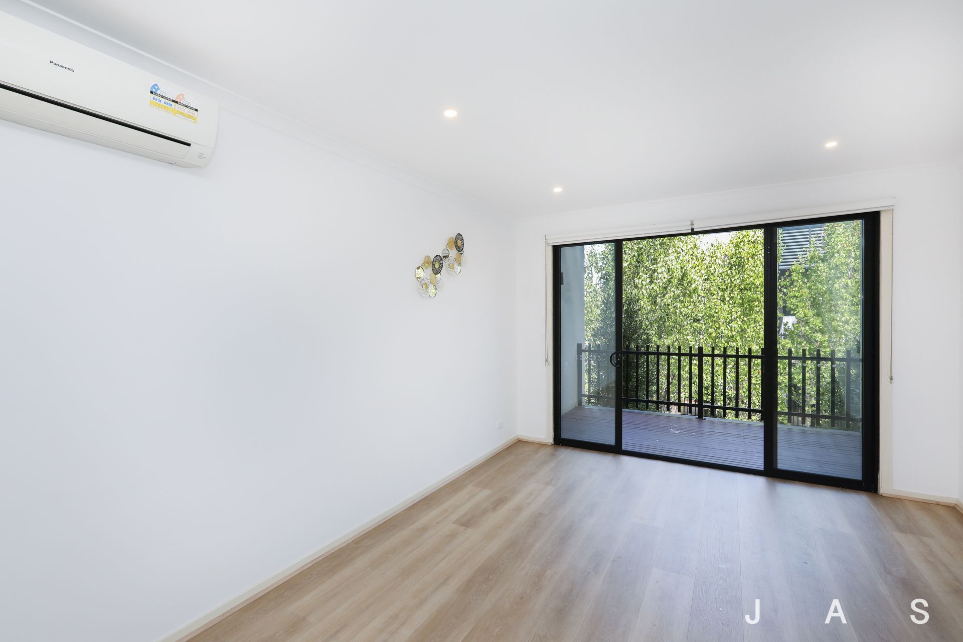 4 Rivet Walk Maidstone VIC, Maidstone - Thumbnail 4