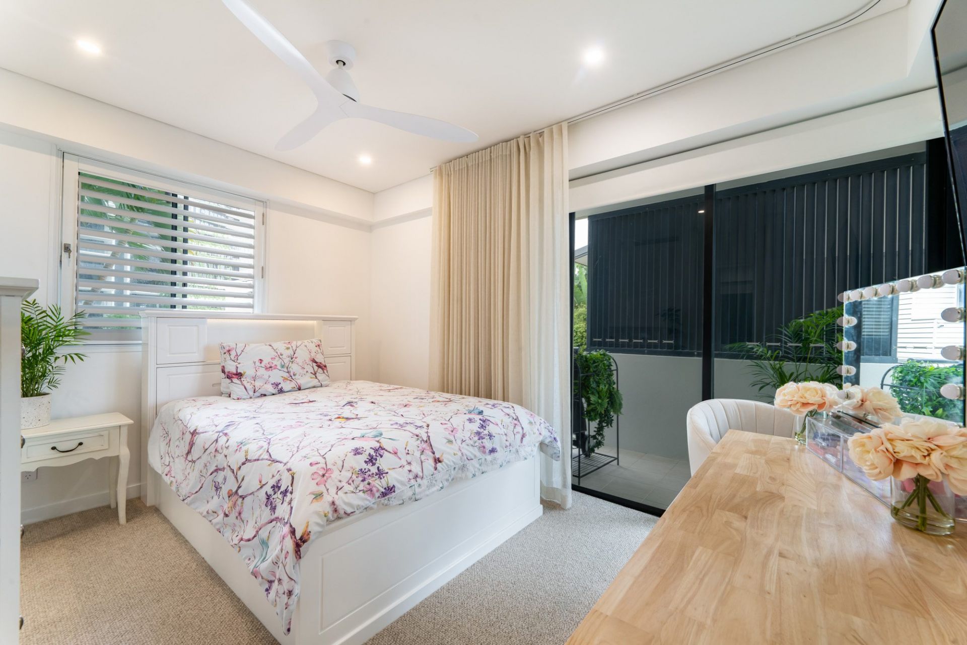 2-1285-gold-coast-highway-palm-beach-amir-prestige-group