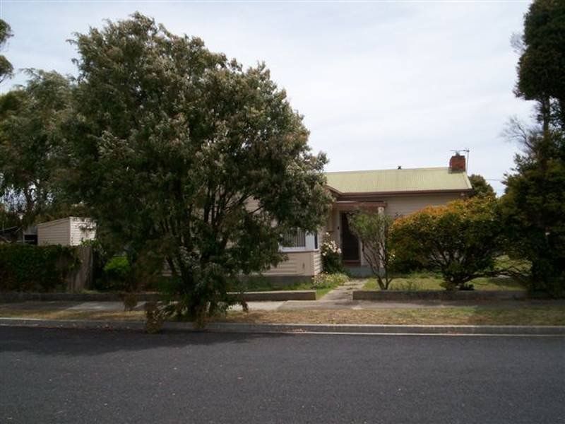 3
 
 
 
  
 
 
 1
 
 
 
 
 
 
 
 
 95 Madden Street, DEVONPORT TAS 7310, Devonport - Thumbnail 8
