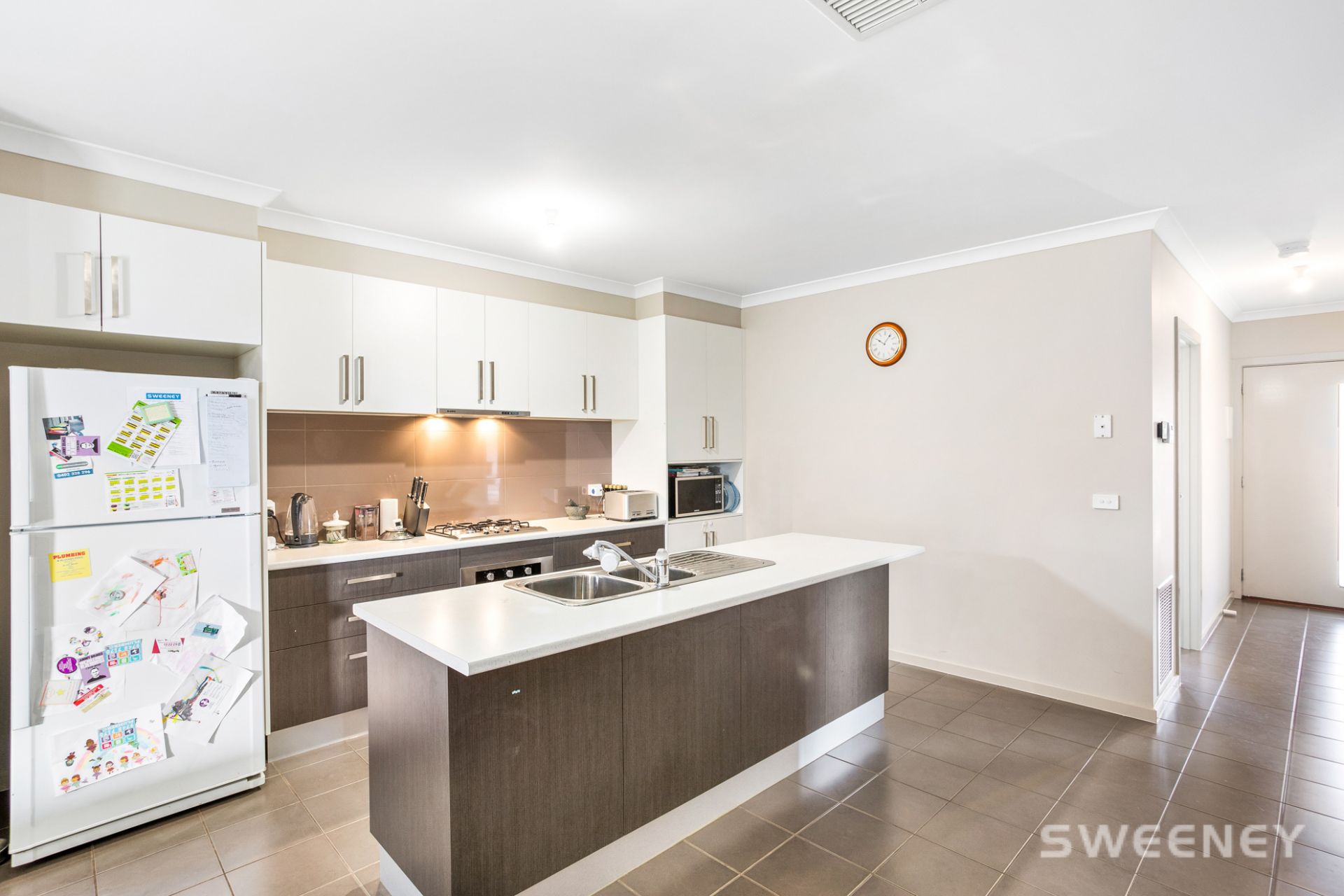 1/6 Burnett Court, Altona Meadows - Thumbnail 8