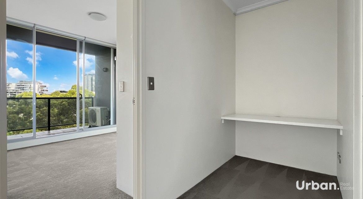 Zetland 63/2 Hutchinson Walk