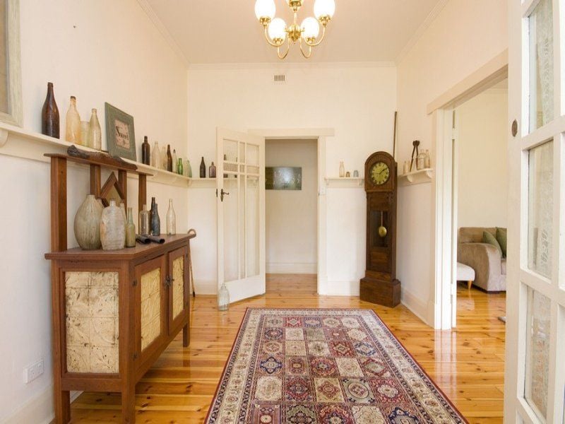 24 Dunbar Terrace Glenelg East 5045