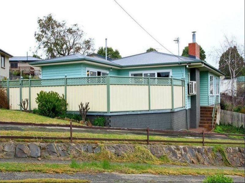3
 
 
 
  
 
 
 1
 
 
 
 
 
 
 
 
 2 Rose Court, Devonport TAS 7310, Devonport - Thumbnail 2