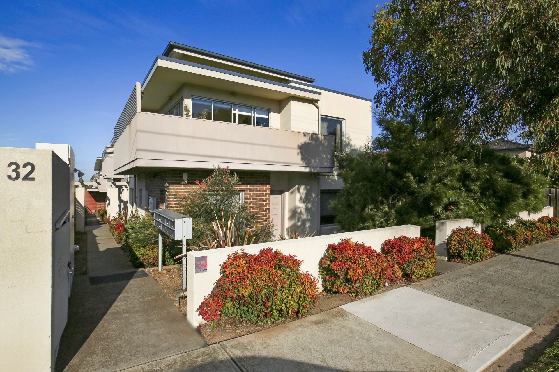 Oversized Unit with Stunning Views