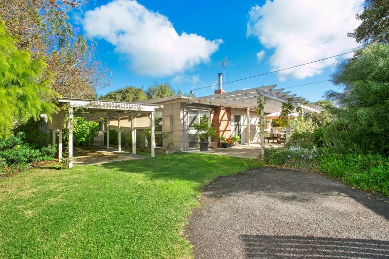 13 Coogee Court Barwon Heads VIC, Barwon Heads - Thumbnail 2