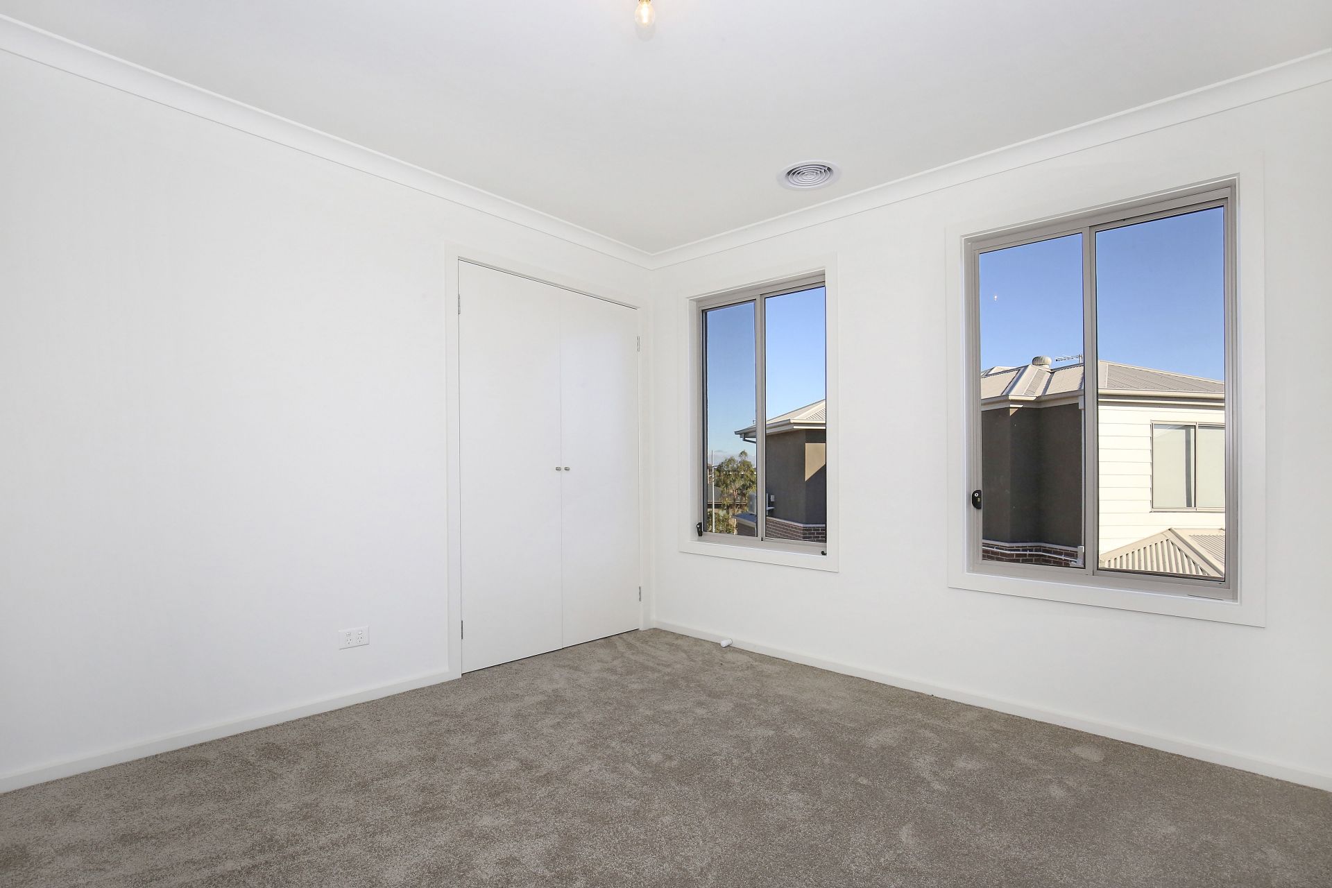 BRAND NEW THREE BEDROOM TOWNHOUSE