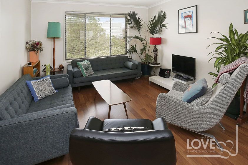 Spacious, stylish contemporary living