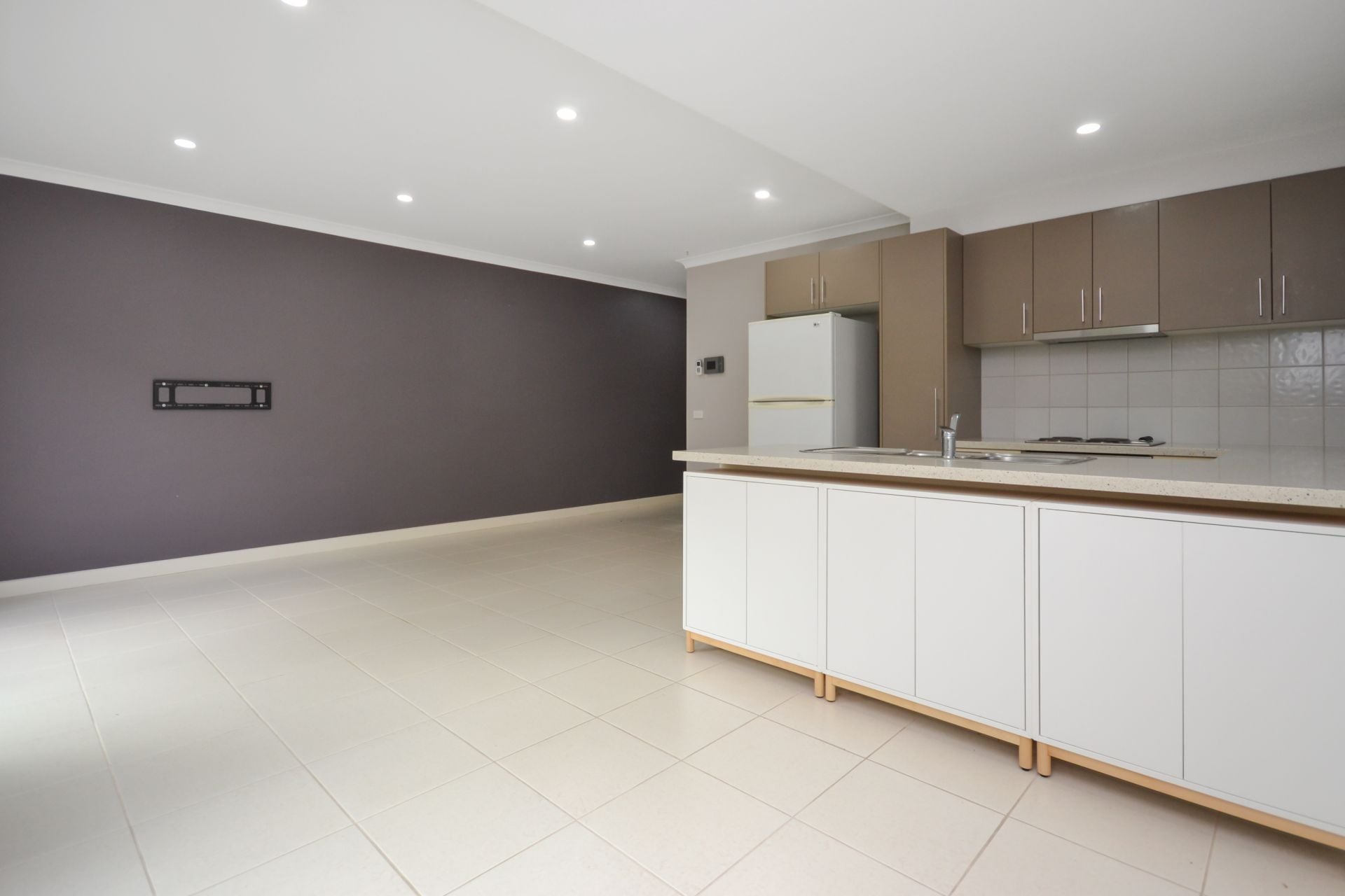 SPACIOUS AND CONVENIENT