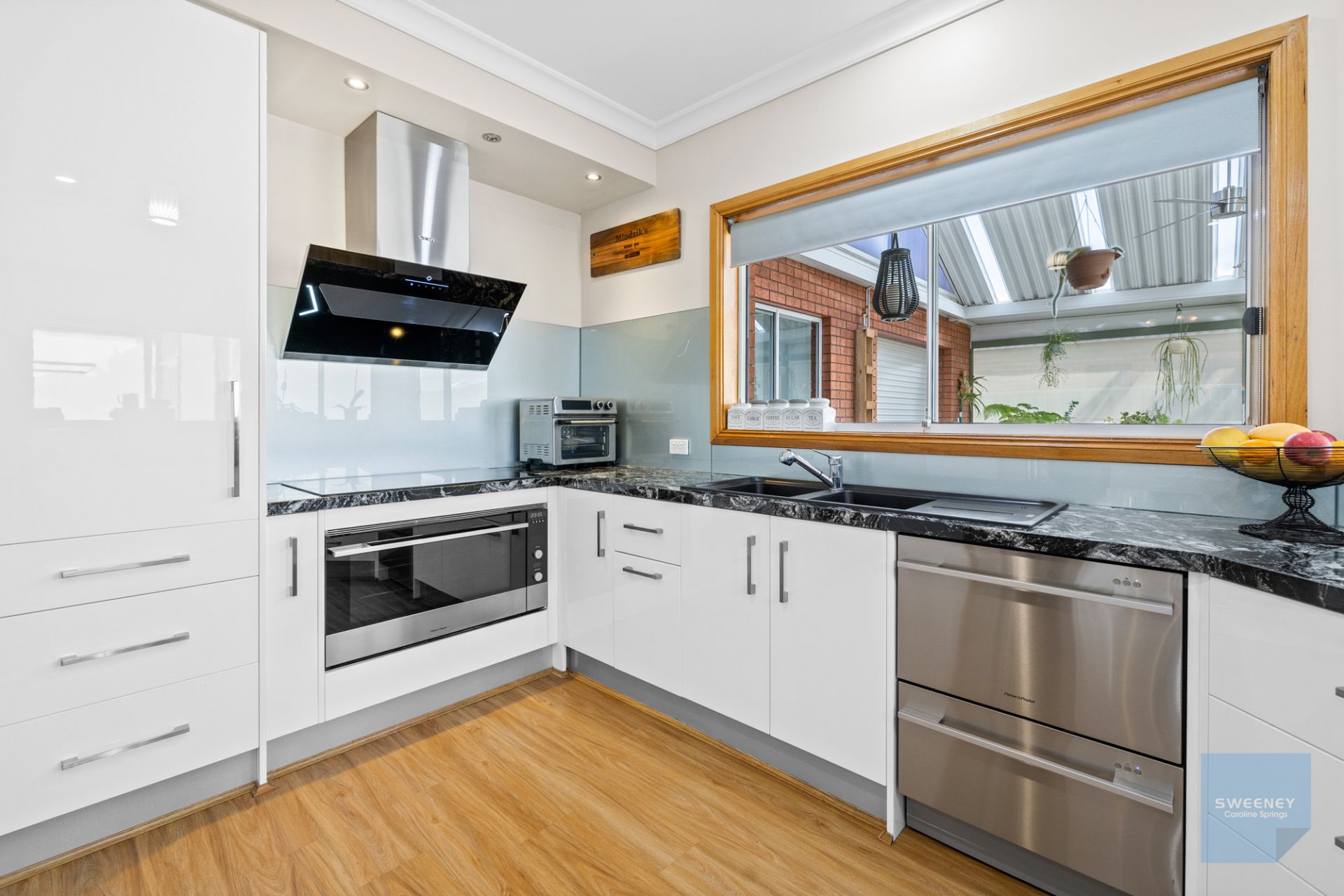83 Chisholm Drive, Caroline Springs - Thumbnail 6