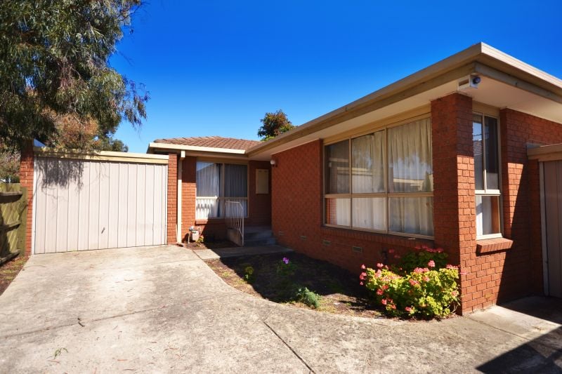 2/1A Watson Street, Preston