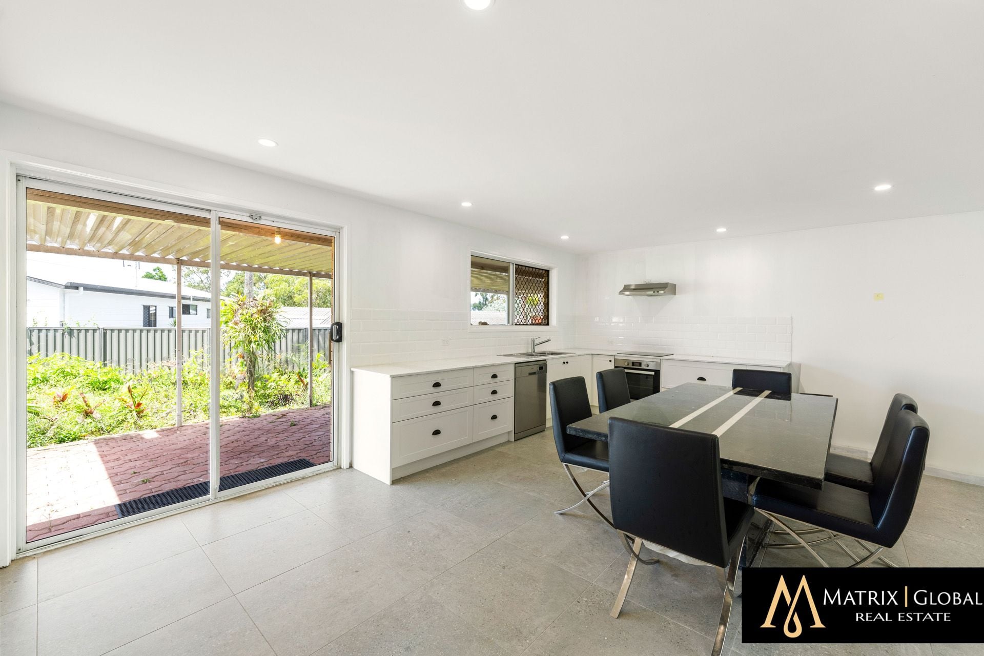 3 Forrest Avenue, Molendinar - Thumbnail 7