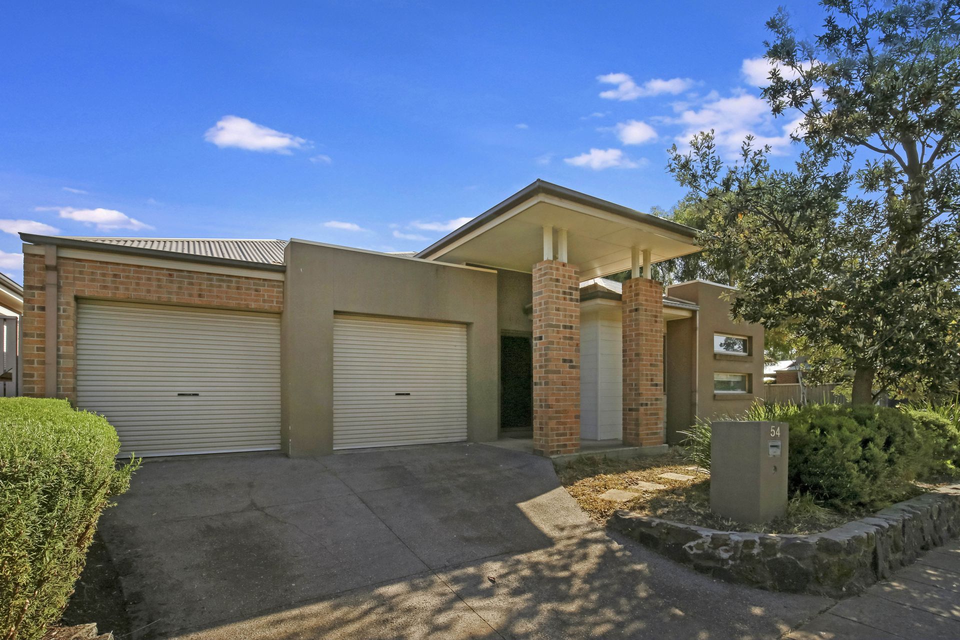 PERFECT FAMILY HOME!