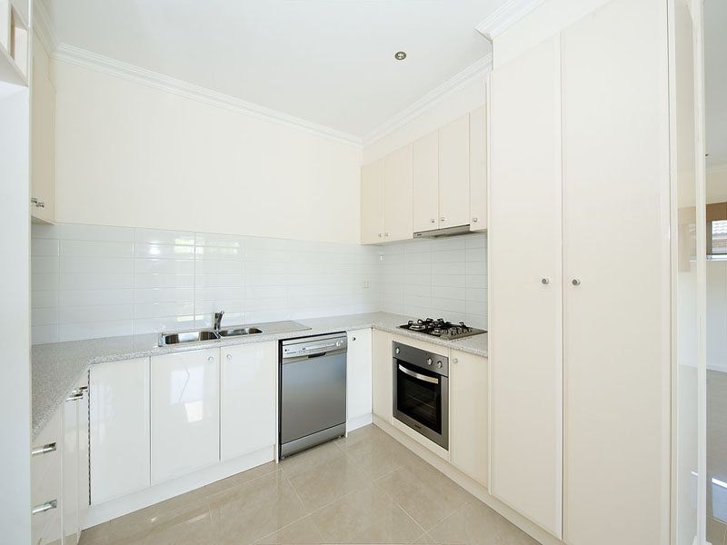 2/156 Chambers Road, Altona North - Thumbnail 4
