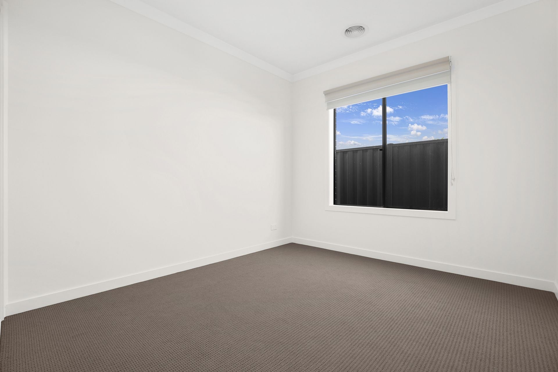 Brand New 4-Bedroom Home for Lease – Modern Living, Prime Location!