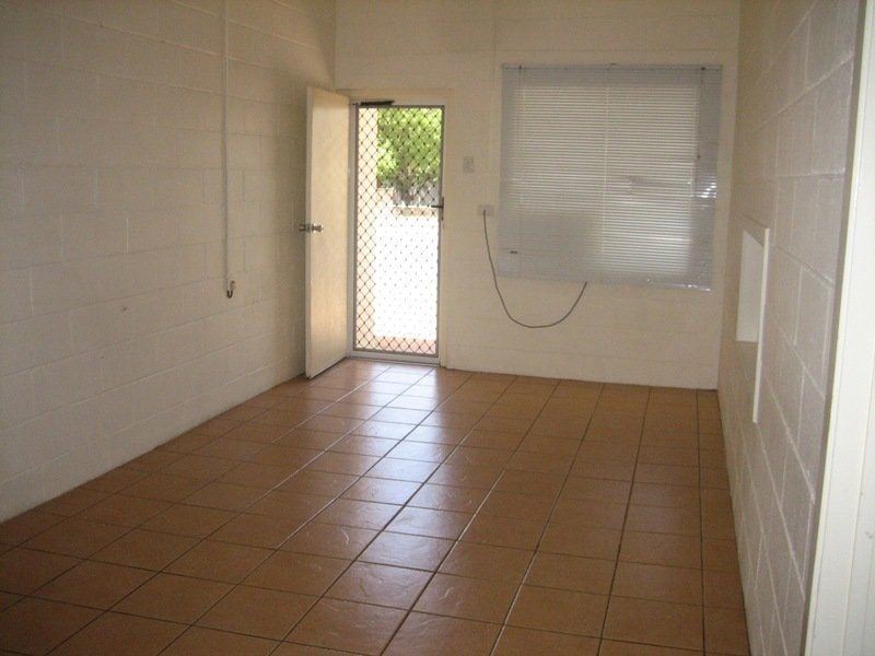 31 Hilary Street MOUNT ISA QLD, Mount Isa - Thumbnail 8