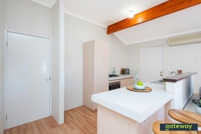 6 Tozer Loop, Atwell