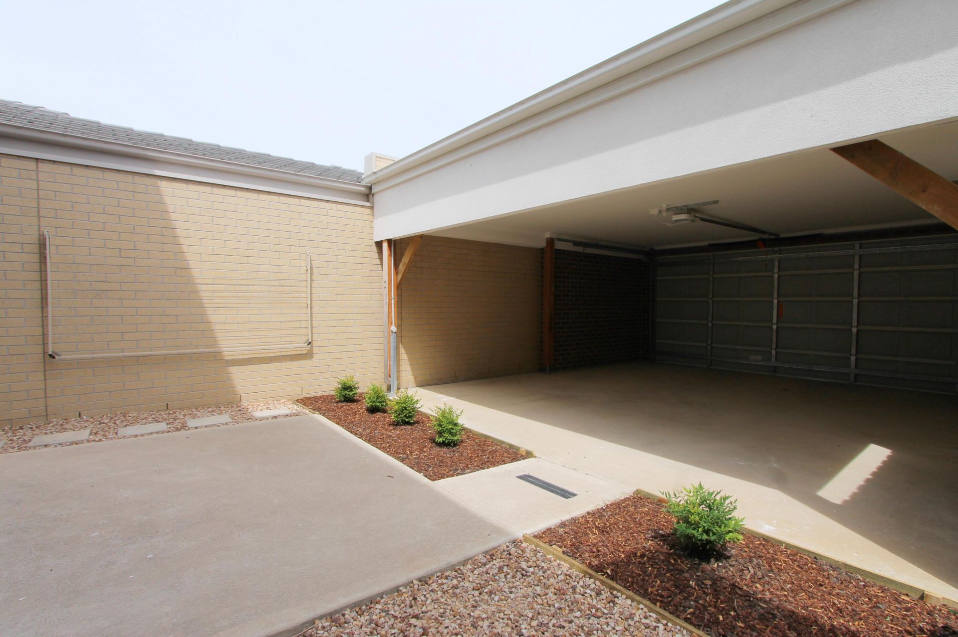 Immaculate Townhouse