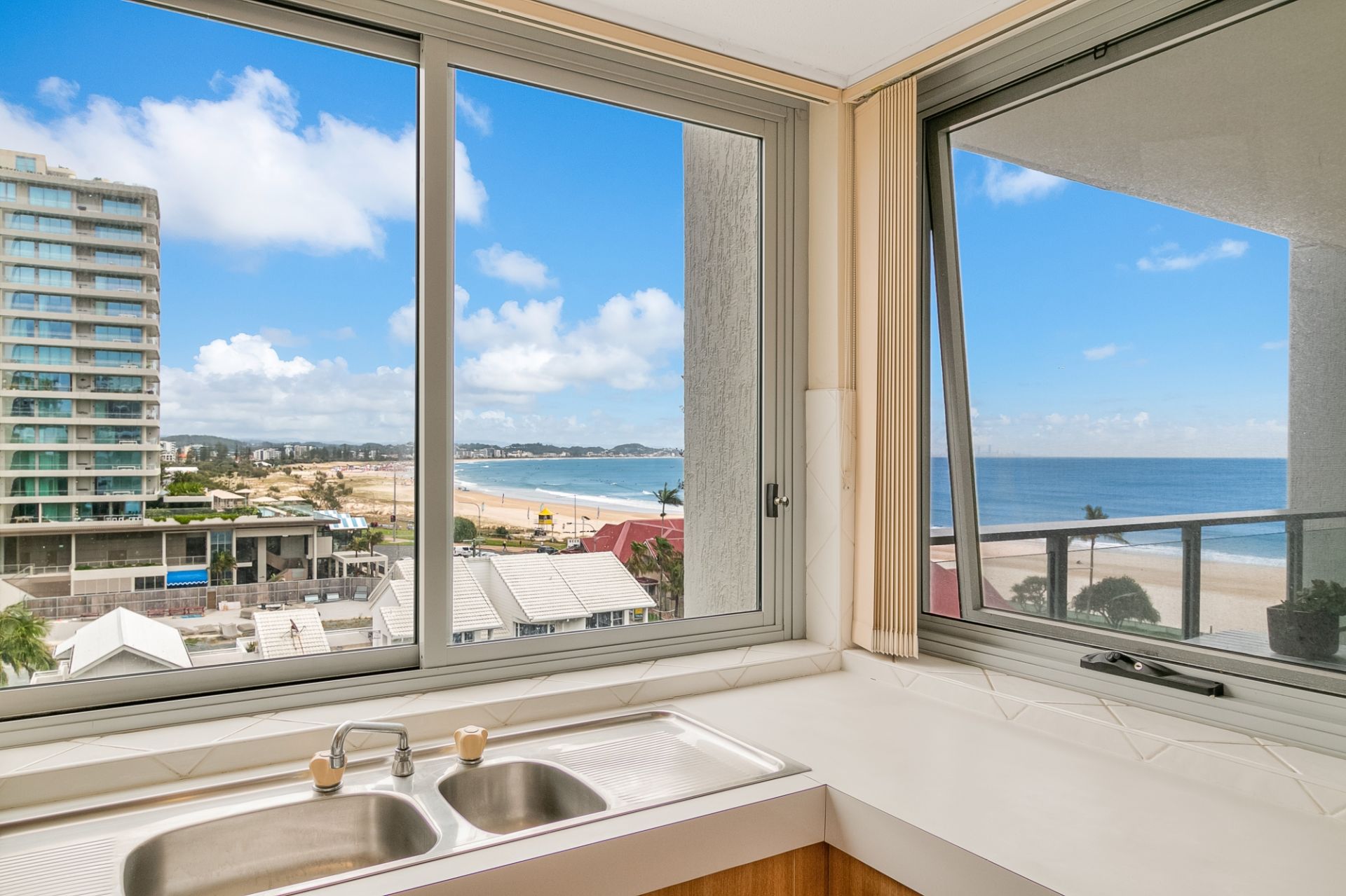 25/22 Marine Parade Kirra QLD, Kirra - Thumbnail 5