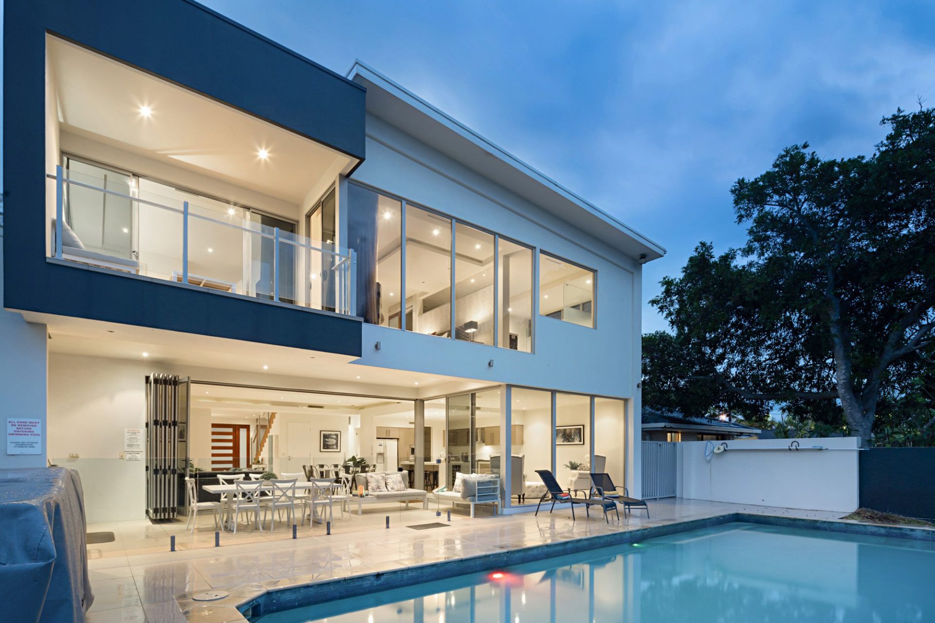 $ 4,120,000, Broadbeach Waters - Thumbnail 3