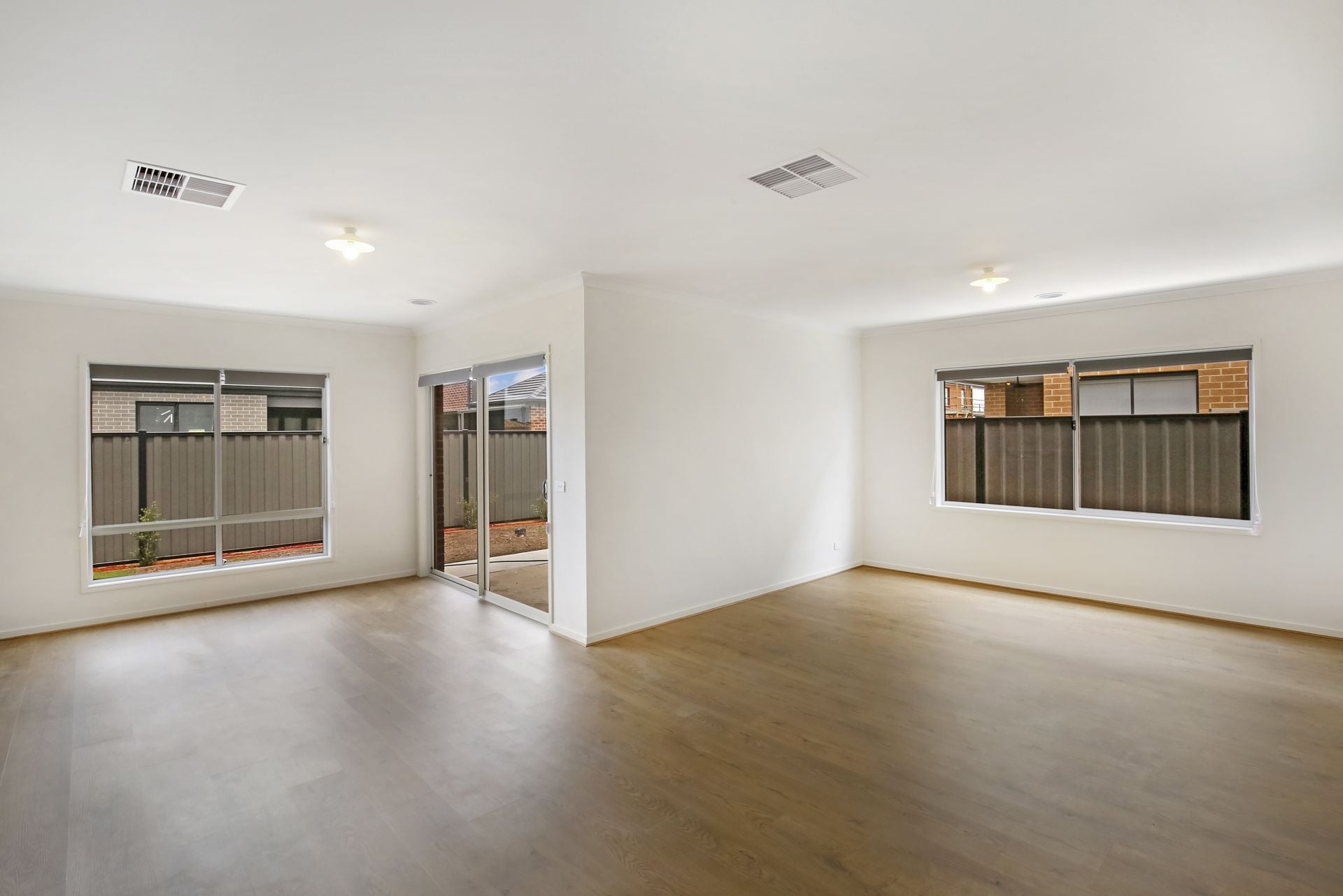 FAMILY FRIENDLY 4 BEDROOM HOME