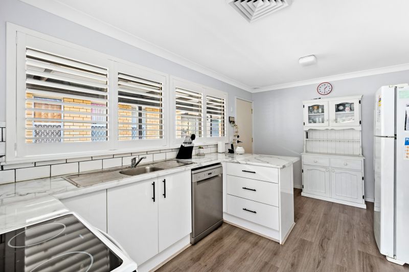 9 Milray Street, Swansea - Thumbnail 8