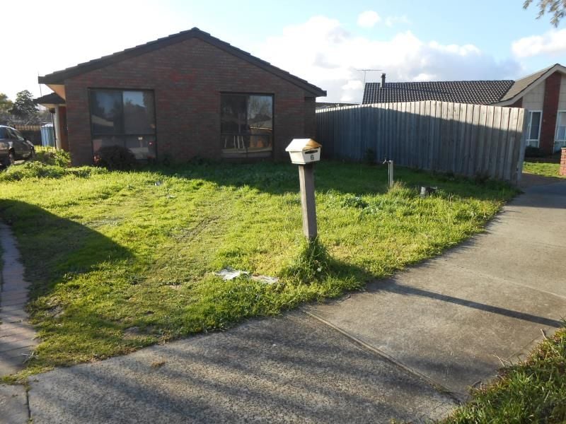 6 Nandina Court, Mill Park