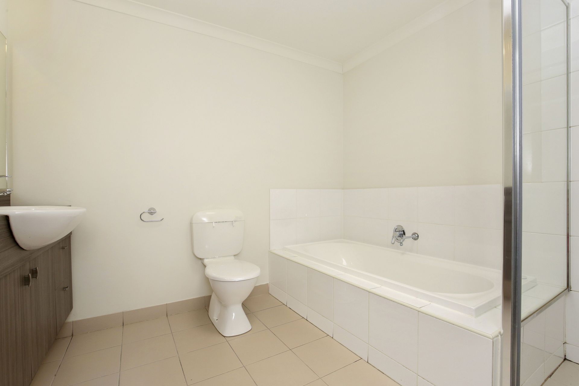 Low Maintenance Living In The Lyndarum Estate