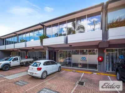 LIGHT FILLED OFFICE WITH 3 EXCLUSIVE CAR PARKS!