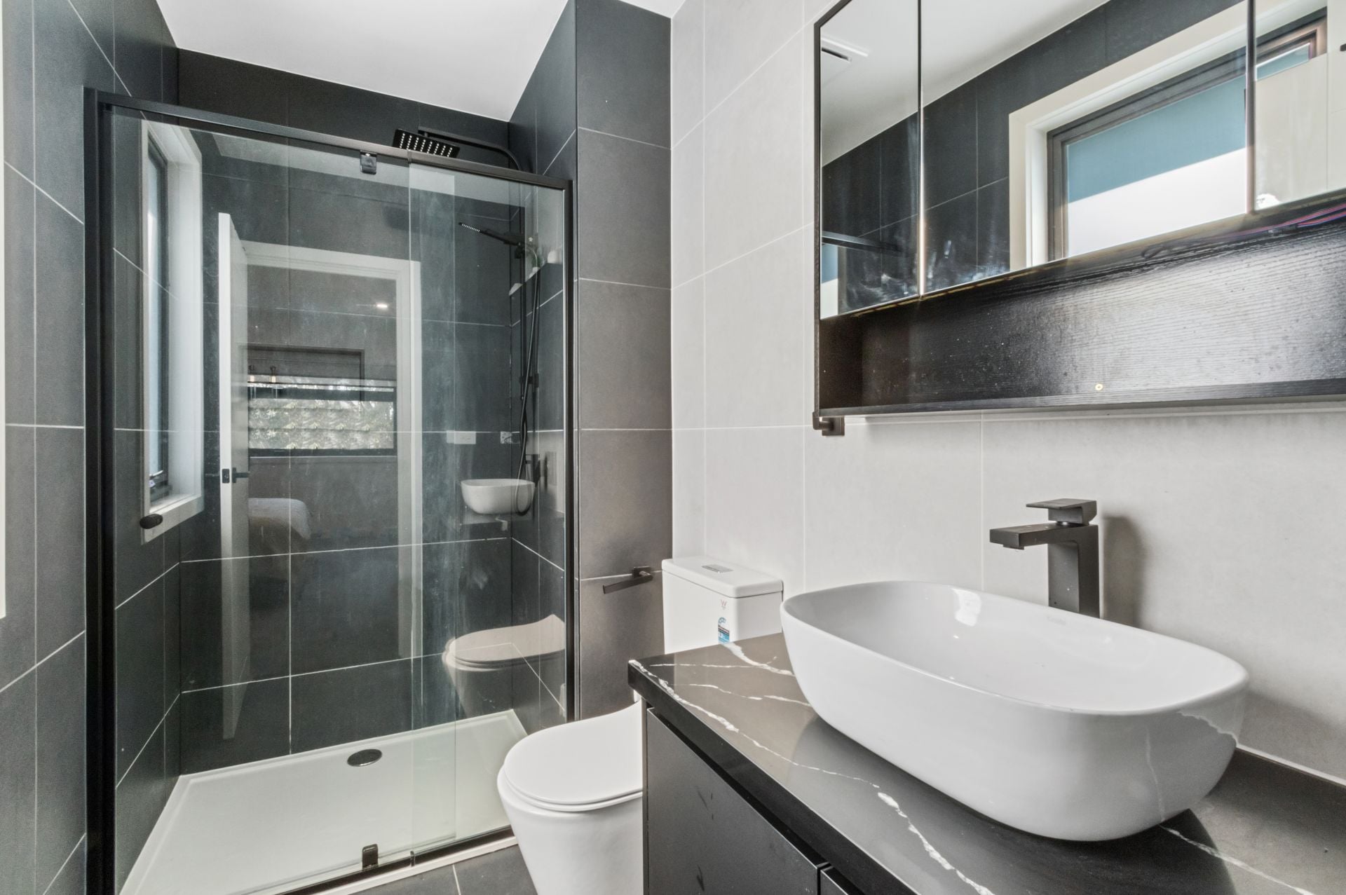 A Perfect Blend of Space and Convenience