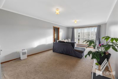 3
 
 
 
  
 
 
 1
 
 
 
  
 
 
 1
 
 
 
 
 
 
 
 33 Greenway Avenue, Devonport TAS 7310, Devonport - Thumbnail 7