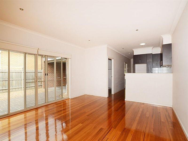 30A Invermay Street, Reservoir