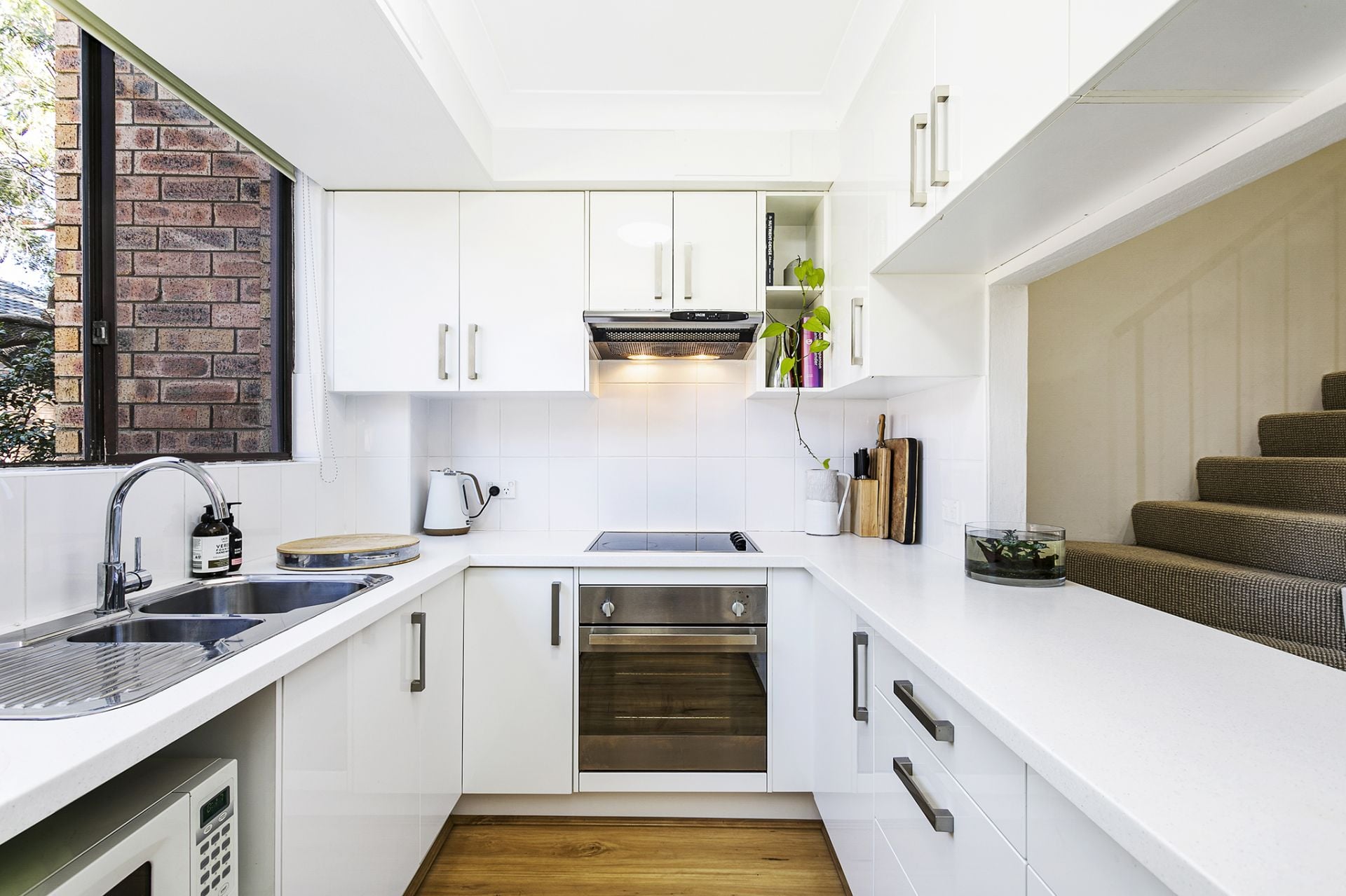 3/98-102 Glencoe Street Sutherland NSW, Sutherland - Thumbnail 2