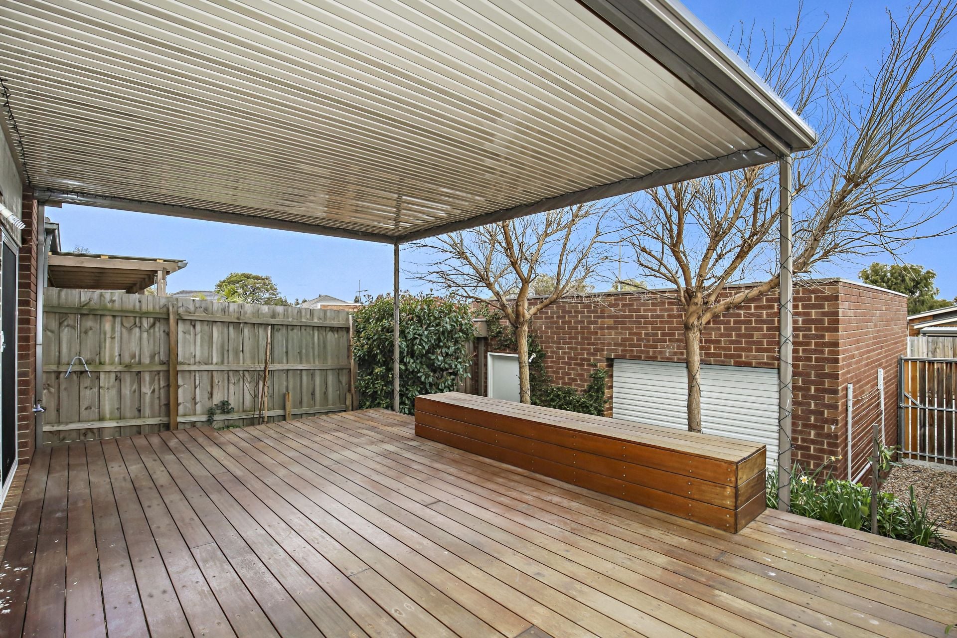 STYLISH HOME, SUPERB LOCATION  *Insp Sat 6th Oct @ 10:00am & Tue 9th Oct @ 5:00pm*