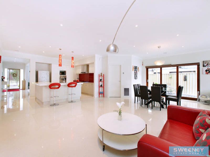 49 Carisbrook Street, Caroline Springs - Thumbnail 4