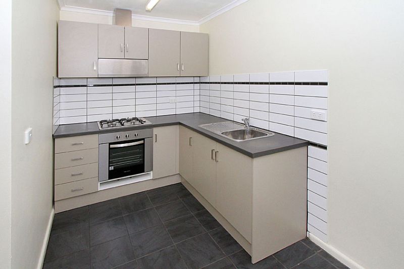 11/74 Kingwilliam Street, Reservoir