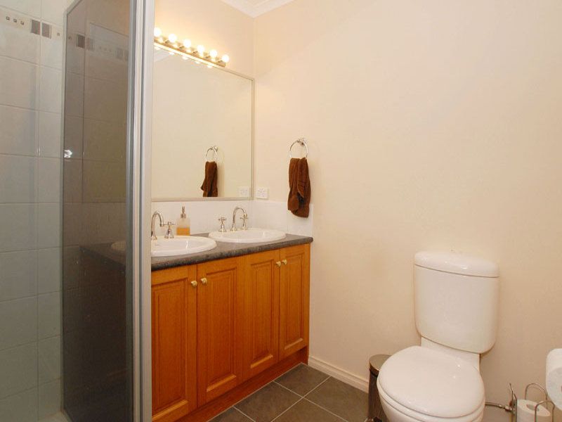9 Conder Place, Caroline Springs - Thumbnail 7