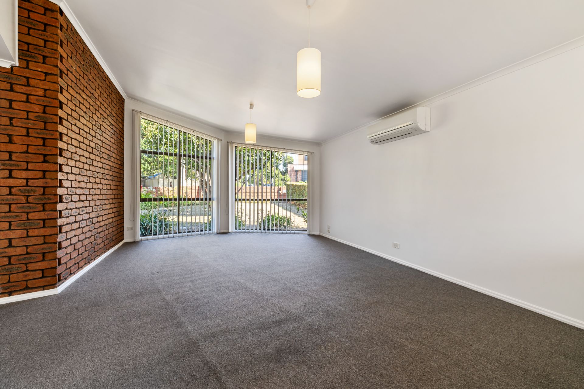 Spacious & Well-Located 2-Bedroom Unit – A Must-See!