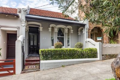 11 Warwick St, Stanmore
