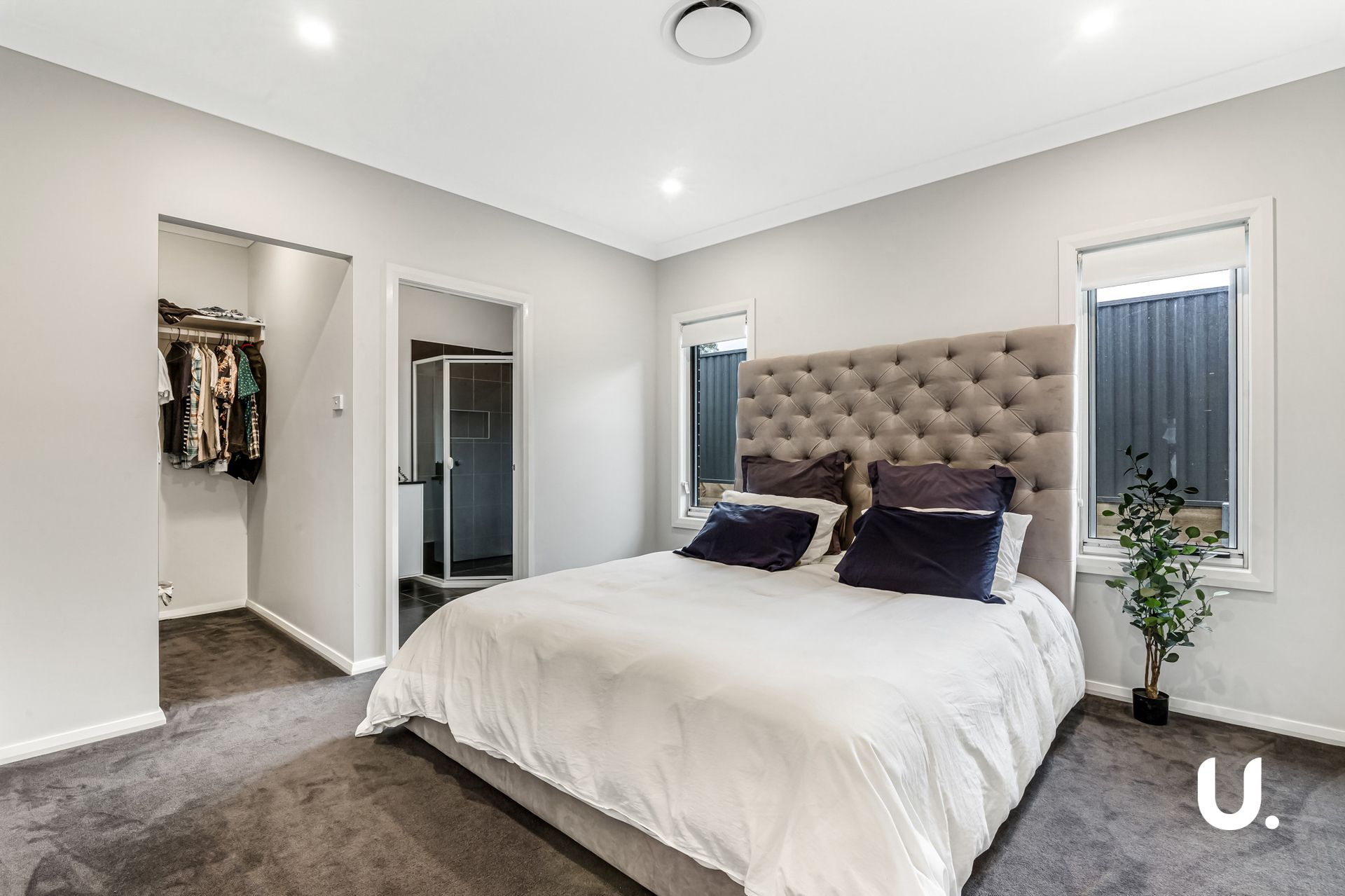 Riverstone 26 Titania Street